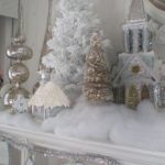 40 Ezciting Silver And White Christmas Tree Decoration Ideas 16