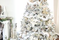 40 Ezciting Silver And White Christmas Tree Decoration Ideas 28