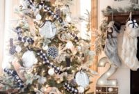 40 Ezciting Silver And White Christmas Tree Decoration Ideas 30