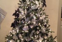 40 Ezciting Silver And White Christmas Tree Decoration Ideas 37