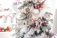 40 Ezciting Silver And White Christmas Tree Decoration Ideas 40
