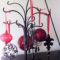Amazing Gothic Christmas Decoration Ideas To Show Your Holiday Spirit 15