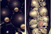 Amazing Gothic Christmas Decoration Ideas To Show Your Holiday Spirit 18