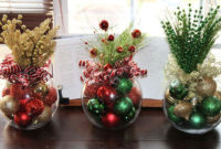 Cheap And Easy Christmas Centerpieces Ideas 24