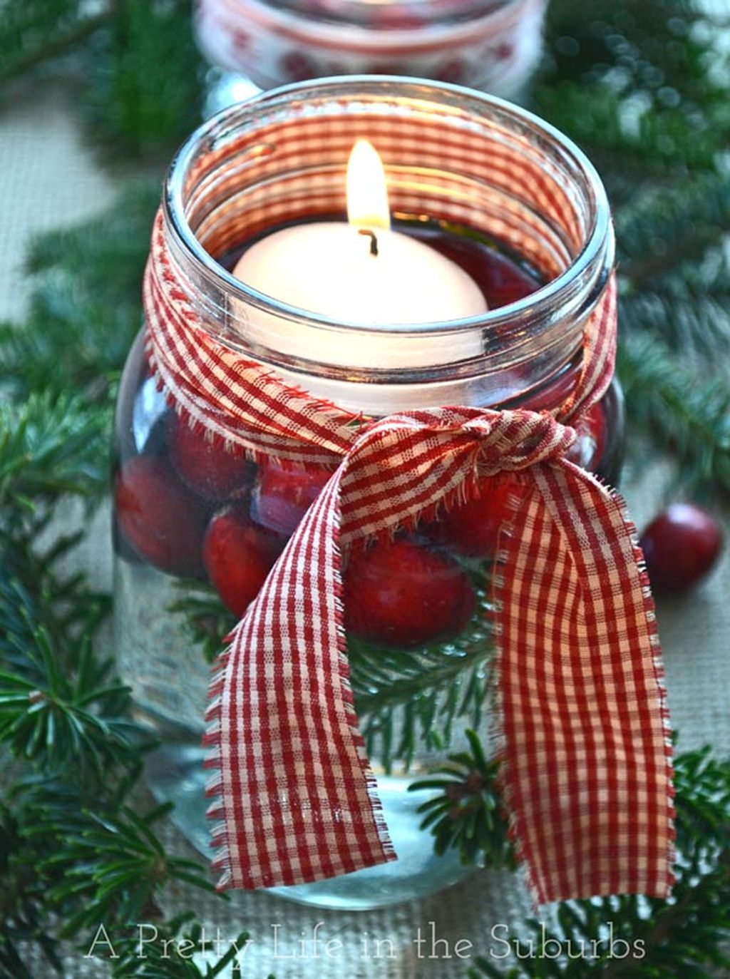 Cheap And Easy Christmas Centerpieces Ideas 25