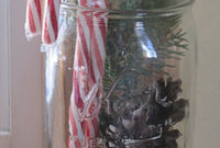 Cheap And Easy Christmas Centerpieces Ideas 31