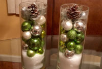Cheap And Easy Christmas Centerpieces Ideas 40