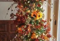 Cute And Colorful Christmas Tree Decoration Ideas To Freshen Up Your Home 26