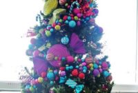Cute And Colorful Christmas Tree Decoration Ideas To Freshen Up Your Home 42