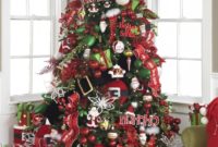 Cute And Colorful Christmas Tree Decoration Ideas To Freshen Up Your Home 48