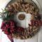 Elegant Rustic Christmas Wreaths Decoration Ideas To Celebrate Your Holiday 03
