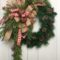 Elegant Rustic Christmas Wreaths Decoration Ideas To Celebrate Your Holiday 10