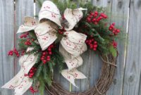 Elegant Rustic Christmas Wreaths Decoration Ideas To Celebrate Your Holiday 17