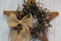 Elegant Rustic Christmas Wreaths Decoration Ideas To Celebrate Your Holiday 26