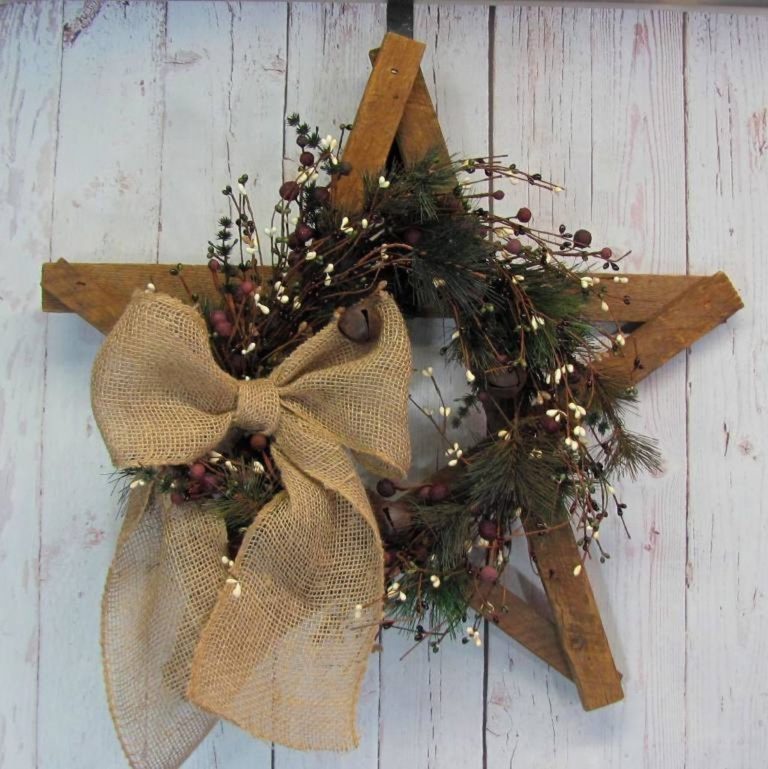 44 Elegant Rustic Christmas Wreaths Decoration Ideas to Celebrate Your ...