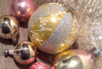 Gorgeous Pink And Gold Christmas Decoration Ideas 24