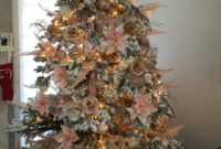 Gorgeous Pink And Gold Christmas Decoration Ideas 36