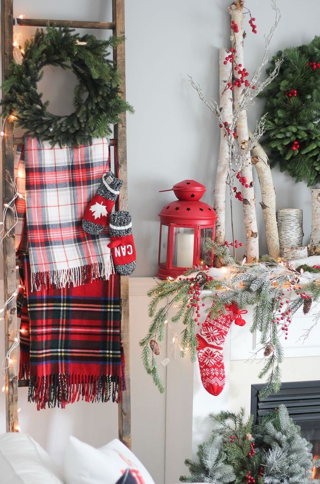 Inspiring Christmas Decoration Ideas For Your Apartment 39