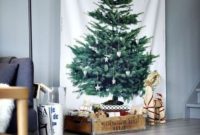 Inspiring Home Decoration Ideas With Small Christmas Tree 31