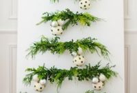 Inspiring Home Decoration Ideas With Small Christmas Tree 48