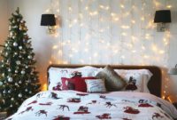 Simple Christmas Bedroom Decoration Ideas 13