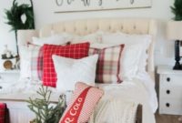 Simple Christmas Bedroom Decoration Ideas 16
