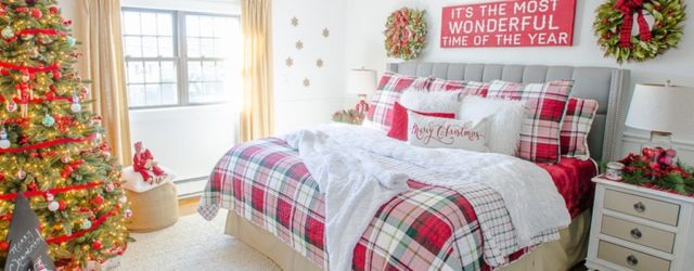 Simple Christmas Bedroom Decoration Ideas 28