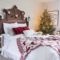 Simple Christmas Bedroom Decoration Ideas 32