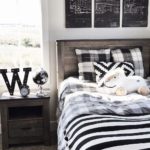 Stunning Black And White Bedroom Decoration Ideas 34