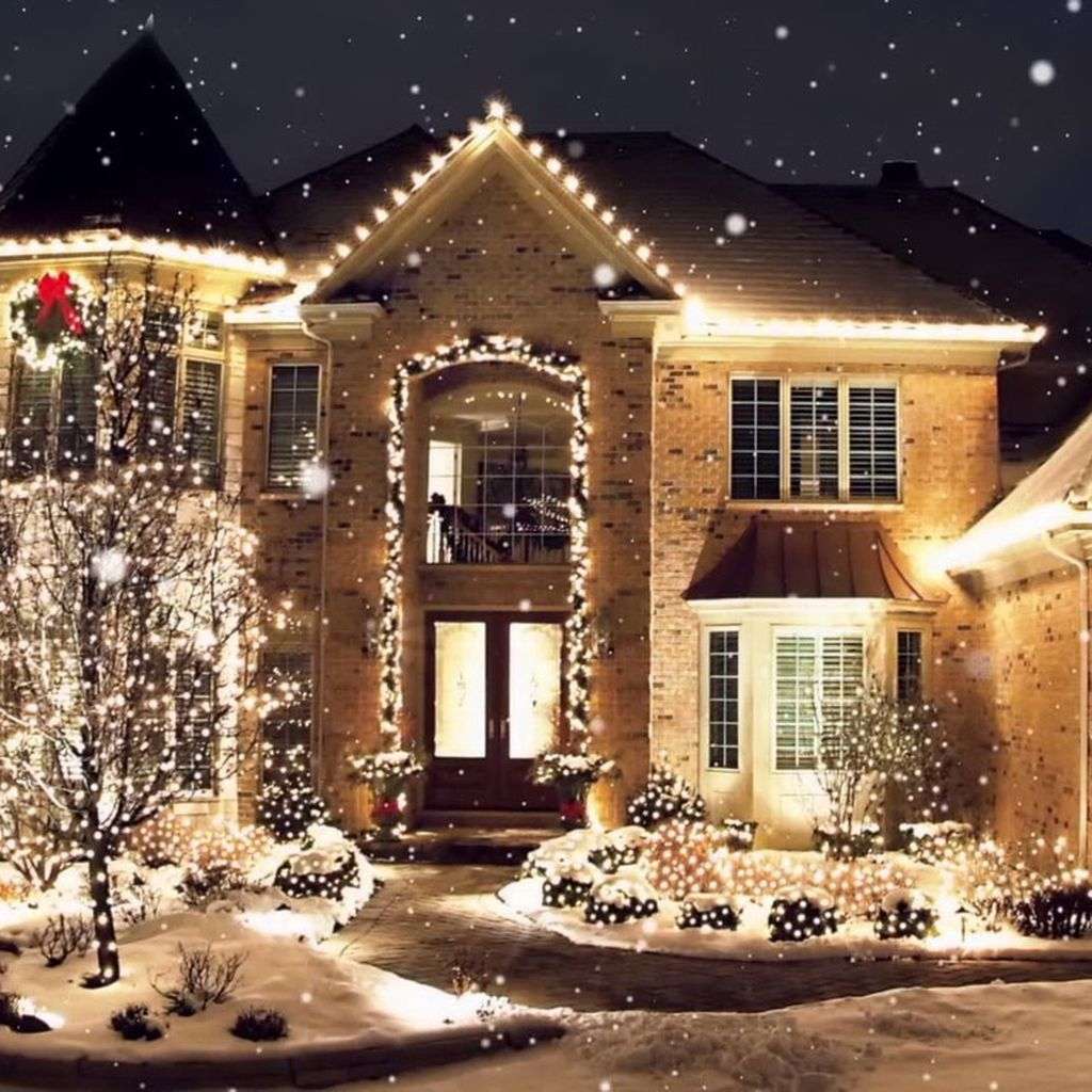Totally Inspiring Christmas Lighting Ideas You Should Try For Your Home 11