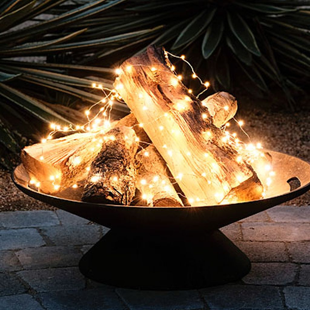Totally Inspiring Christmas Lighting Ideas You Should Try For Your Home 43
