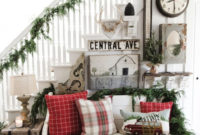 Totally Inspiring Farmhouse Christmas Decoration Ideas To Makes Your Home Stands Out 34