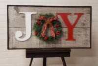 Totally Inspiring Farmhouse Christmas Decoration Ideas To Makes Your Home Stands Out 35