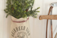 Totally Inspiring Farmhouse Christmas Decoration Ideas To Makes Your Home Stands Out 47