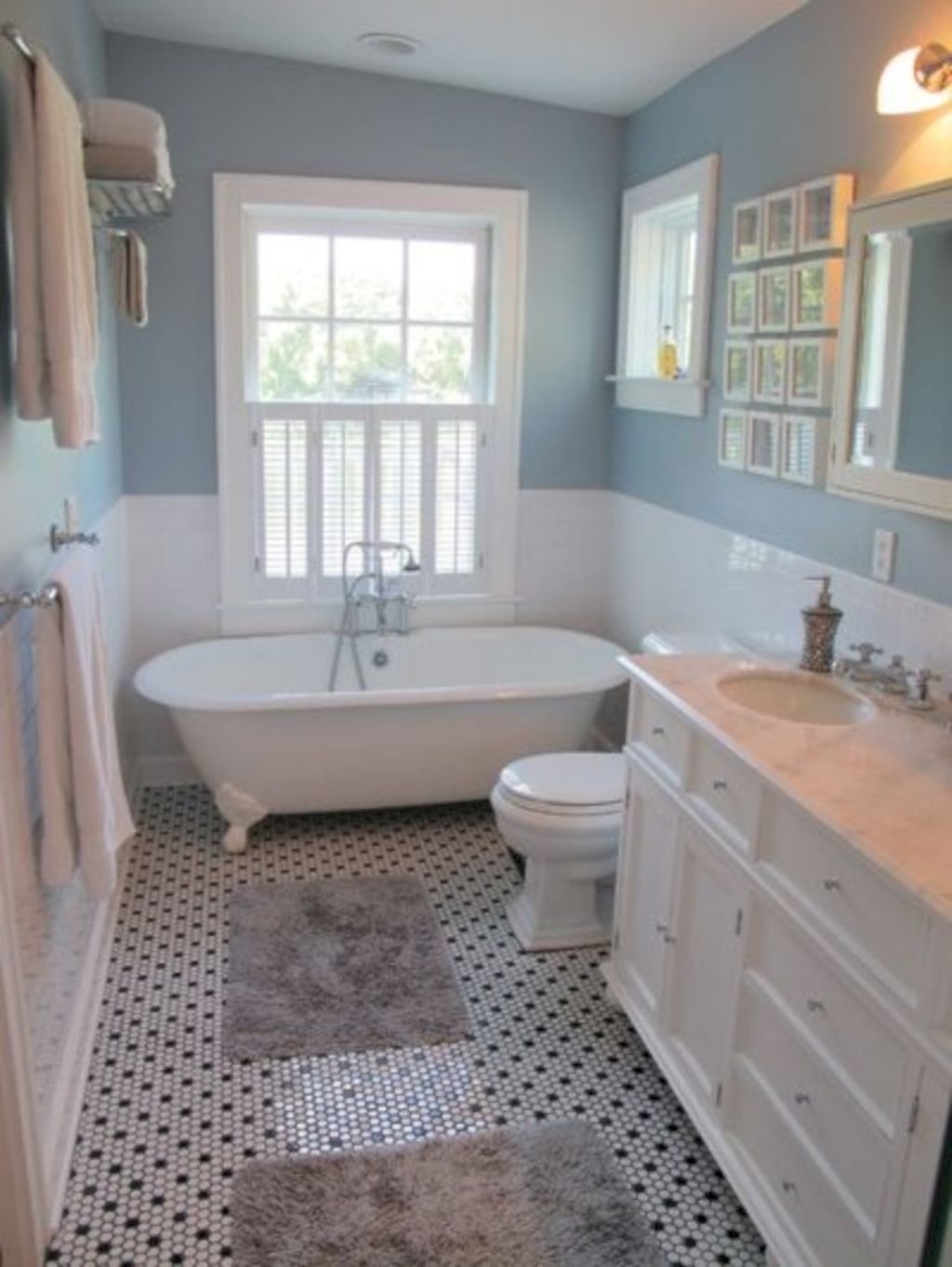 36 Cool Blue Bathroom Design Ideas 09
