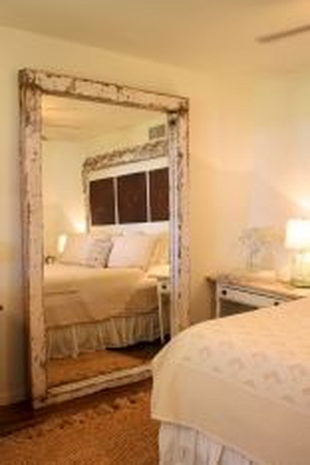 37 Cozy Rustic Bedroom Design Ideas 20