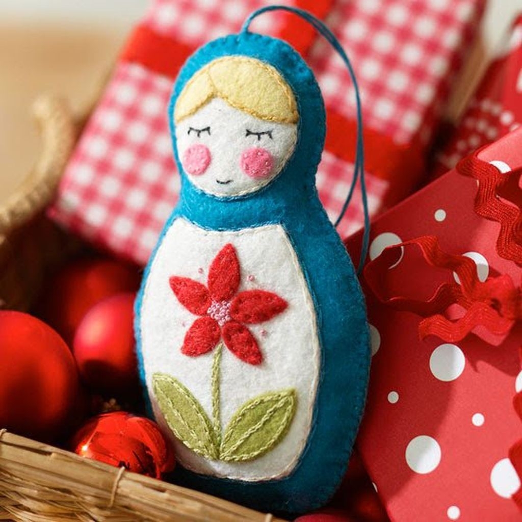 39 Brilliant Ideas How To Use Felt Ornaments For Christmas Tree Decoration 39