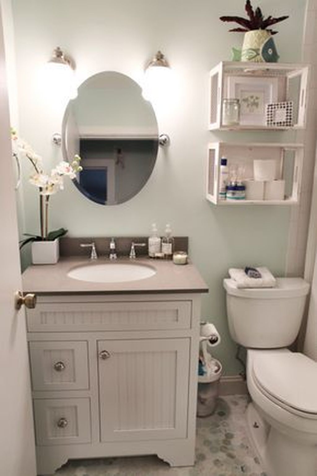 39 Cool And Stylish Small Bathroom Design Ideas13