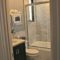39 Cool And Stylish Small Bathroom Design Ideas31