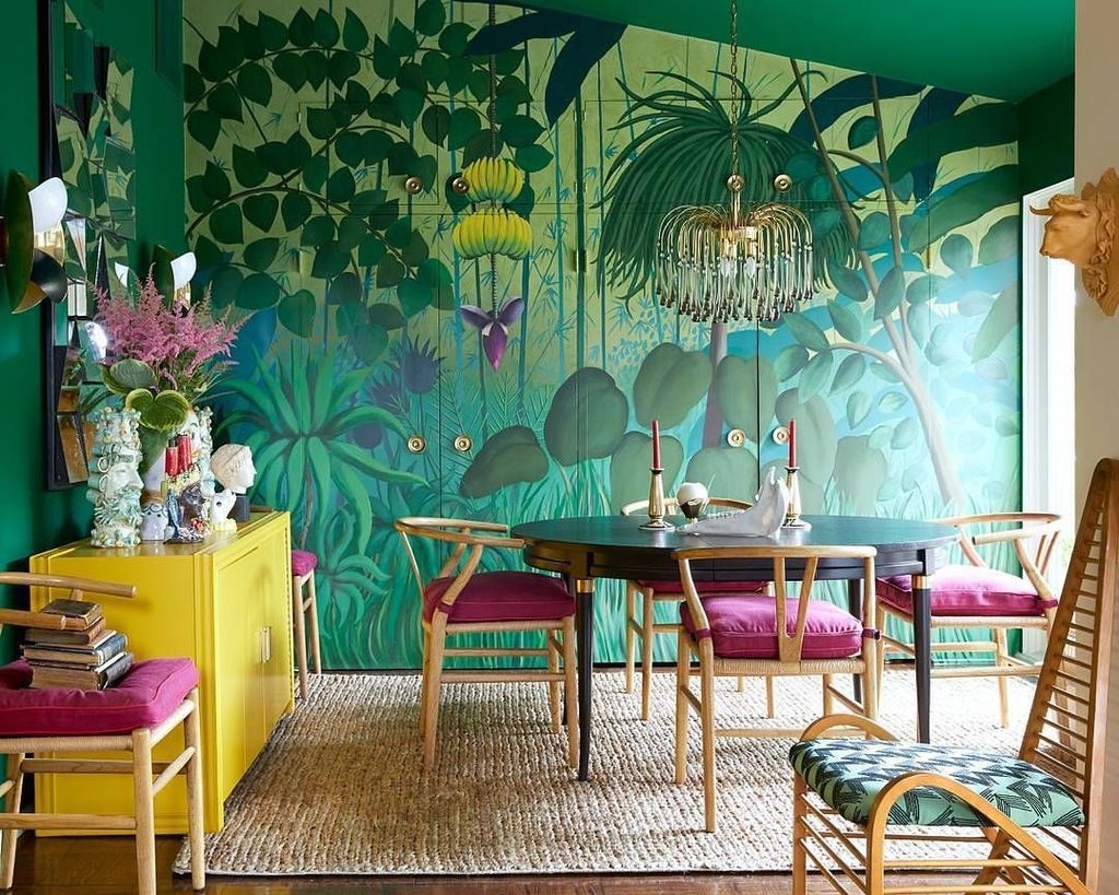 Bright And Colorful Dining Room Design Ideas 28