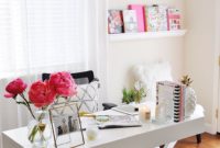 Colorful Home Office Design Ideas You Will Totally Love 22