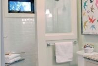 Cool Small Master Bathroom Remodel Ideas 32