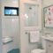 Cool Small Master Bathroom Remodel Ideas 32