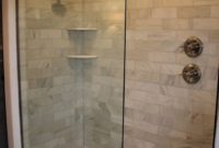 Cool Small Master Bathroom Remodel Ideas 33