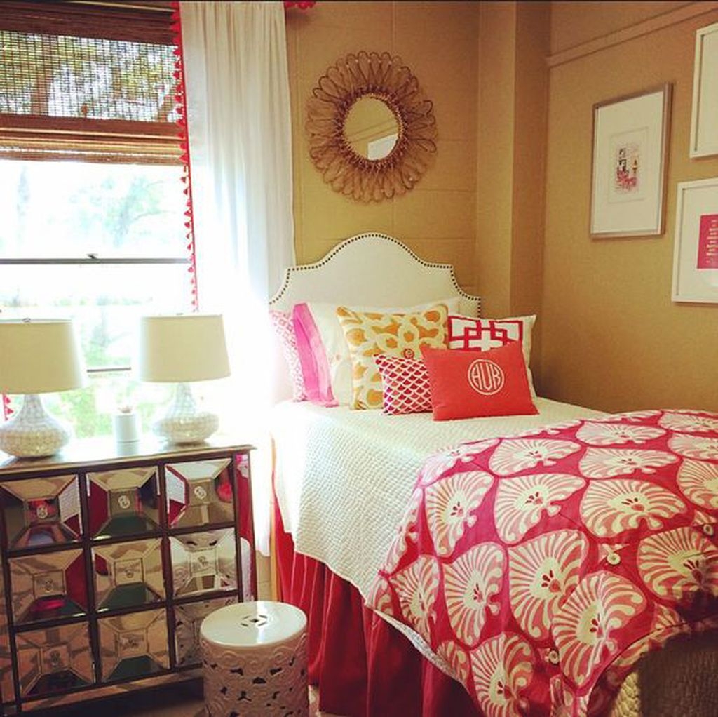 Creative And Cute Diy Dorm Room Decoration Ideas 32