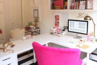 Elegant And Exquisite Feminine Home Office Design Ideas 16