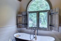 Simple And Cozy Wooden Bathroom Remodel Ideas 13