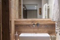 Simple And Cozy Wooden Bathroom Remodel Ideas 18