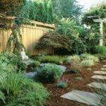 Totally Beautiful Front Yard Landscaping Ideas On A Budget 12