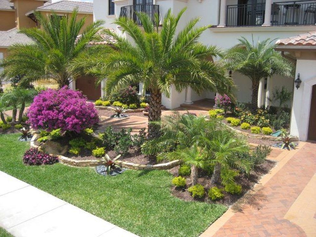 Totally Beautiful Front Yard Landscaping Ideas On A Budget 31